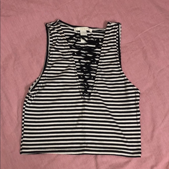 Super cute party crop top!! - Picture 2 of 3